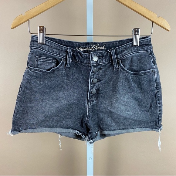 Universal Thread Size 4 Button Fly Acid Wash High Rise Raw Hem Shorts Grunge - Picture 1 of 8